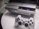 https://image.noelshack.com/fichiers/2014/44/1414574768-ps3-and-controller-at-e3-2006.jpg