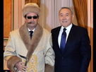 https://image.noelshack.com/fichiers/2014/49/1417884697-hollandenego.png