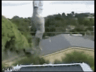 https://image.noelshack.com/fichiers/2015/01/1420327975-1366229078-trampoline-dog-insult-injury.gif