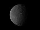 https://image.noelshack.com/fichiers/2015/09/1424966323-648x415-planete-naine-ceres-points-lumineux-fevrier-2015.jpg