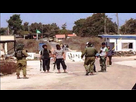 https://www.noelshack.com/2015-13-1427582135-3-jabhat-al-nosra-talking-with-israeli-army.jpg
