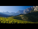 https://image.noelshack.com/fichiers/2015/14/1427806192-vineyards-of-valais-666-296.jpg
