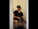 https://www.noelshack.com/2015-15-1428678298-oculus-rift-gun-toilet-happy-thefuture-1385121467p2.png