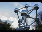 https://image.noelshack.com/fichiers/2015/17/1430063938-dehors-atomium.jpg