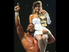 https://image.noelshack.com/fichiers/2015/19/1431031181-randy-savage-and-miss-elizabeth-celebrate-at-wrestlemania-iv.jpg