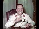 https://image.noelshack.com/fichiers/2015/23/1433255894-220px-peron-tomando-un-cafe.jpg