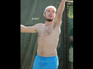 https://image.noelshack.com/fichiers/2015/23/1433687418-tennis-twink-muscle-hunk-marathon-man-training-stanislas-wawrinka-shirtless-gay-hairy-chest-bear-cap-beard-cincinnati-open.jpg