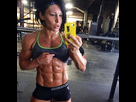 https://image.noelshack.com/fichiers/2015/24/1434301900-dana-linn-bailey-140860940648kgn.jpg