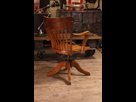 https://image.noelshack.com/fichiers/2015/26/1435324789-400-table-a-dessin-en-bois-ancienne06.jpg