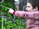 https://image.noelshack.com/fichiers/2015/34/1439985347-frodon-gif.gif