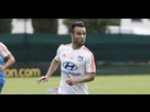 https://image.noelshack.com/fichiers/2015/36/1441057116-valbuena-lyon.jpg