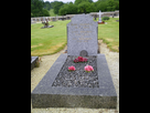 https://image.noelshack.com/fichiers/2015/38/1442379499-61-herlemont-tombe.jpg