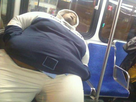 https://image.noelshack.com/fichiers/2015/40/1443556301-a-aaa-fat-sleep-in-bus.jpg