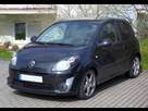 https://image.noelshack.com/fichiers/2015/45/1446915939-noire-renault-twingo-ii-phase-i-perlmuttschwarz.jpg