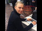 https://image.noelshack.com/fichiers/2015/49/1448916376-maria-sharapova-mutua-madrid-open-macbook-answer-fans-questions-wta.jpg