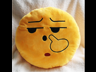 https://www.noelshack.com/2015-50-1449770145-qq-series-yellow-round-cushion-pull-the-nose-pattern-bitchy-disdain-emoticon-home-decorative-emoji-pillow.jpg