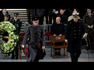 https://www.noelshack.com/2016-06-1454967699-le-prince-philip-duc-d-edimbourg-lors-d-une-ceremonie-du-souvenir-a-ypres-le-11-novembre-2013-en-belgique-a-l-occasion-du-centenaire-de-la-grande-guerre-4526268.jpg
