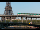 https://image.noelshack.com/fichiers/2016/10/1457646882-paris-metro-ligne-6-crossing-the-pont-de-bir-hakeim-20140410-1.jpg