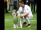 https://image.noelshack.com/fichiers/2016/27/1468173839-ligue-champions-2016-cristiano-ronaldo-trophee-7b0049-0-1x.jpg