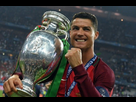 https://image.noelshack.com/fichiers/2016/28/1468309329-cristiano-ronaldo-avec-coupe-euro-2016-apres-victoire-portugal-finale-10-juillet-2016-stade-france-saint-denis-6-600-341.jpg