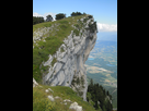 https://image.noelshack.com/fichiers/2016/34/1471899340-le-sommet-des-belles-ombres.jpg