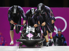https://image.noelshack.com/fichiers/2016/38/1474384076-bobsleigh10.jpg