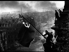 https://image.noelshack.com/fichiers/2016/40/1475927566-the-soviet-flag-over-the-reichstag.jpg