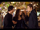 https://image.noelshack.com/fichiers/2016/41/1476646661-le-triangle-amoureux-damon-elena-stefan-va.jpg
