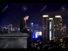 https://image.noelshack.com/fichiers/2016/47/1480022112-44724627-asian-business-man-feeling-stress-sit-on-the-top-of-the-building-at-night-time-stock-photo.jpg