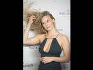 https://image.noelshack.com/fichiers/2016/48/1480502970-bar-refaeli-moa-t-chandon-new-year-s-eve-party-madrid-29-11-2016-14.jpg