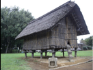 https://www.noelshack.com/2017-01-1483784592-yayoi-arriere-d-une-maison-village-fortifie-d-otsu.jpg