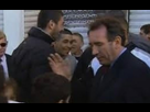 https://image.noelshack.com/fichiers/2017/03/1484650925-7746248090-tu-me-fais-pas-les-poches-avait-lance-francois-bayrou-au-jeune-garcon-lors-de-la-campagne-presidentielle-de-2002-a-strasbourg.jpg