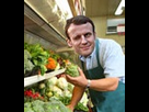 https://image.noelshack.com/fichiers/2017/09/1488452217-macron-etalage.jpg