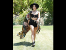 https://image.noelshack.com/fichiers/2017/16/1492577499-vanessahudgens-coachella-valley-music-arts-festival-04-14-2017-3.jpg