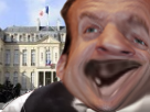 https://image.noelshack.com/fichiers/2017/19/1494257512-macron.png