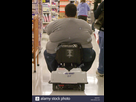 https://image.noelshack.com/fichiers/2017/22/1496466559-fat-man-on-electric-cart-shopping-inside-an-american-wal-mart-store-bgkfby.jpg