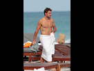 https://image.noelshack.com/fichiers/2017/23/7/1497187229-stan-wawrinka-shirtless-pictures.jpg