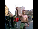 https://image.noelshack.com/fichiers/2017/32/4/1502393020-b5fe481fa511f09e3ff0e5a181415a42-techno-viking-dance-music.jpg