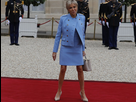 https://image.noelshack.com/fichiers/2017/32/5/1502422170-brigitte-a-l-elysee2.png