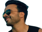 https://image.noelshack.com/minis/2017/34/4/1503601103-1500657242-luis-fonsi-qlf-sourit-face-aux-mages-noirs.png