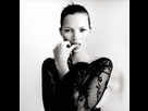 https://image.noelshack.com/fichiers/2017/40/2/1507065858-katemoss-dumas-1999-l.jpeg