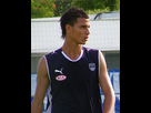 https://image.noelshack.com/fichiers/2017/43/6/1509225907-255px-marouane-chamakh-2009.jpg