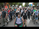 https://image.noelshack.com/minis/2017/45/7/1510446933-far-left.png
