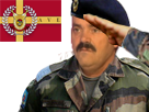 https://image.noelshack.com/minis/2017/46/1/1510533622-petitavenoelrisitasmilitaire3.png