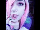https://image.noelshack.com/minis/2017/46/1/1510553514-tongue-split.png