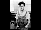 https://image.noelshack.com/fichiers/2017/46/7/1511074270-charlie-chaplin-moves.jpg