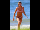 https://image.noelshack.com/fichiers/2017/49/4/1512625881-58445209-lindsay-arnold-in-bikini-on-the-beach-in-hawaii-12-03-2017-14.jpg