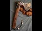 https://image.noelshack.com/minis/2017/50/2/1513049706-14bd57236237ec7d6fa493671cfecd4f-viking-knives-axe-viking.png