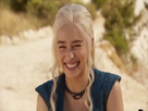 https://image.noelshack.com/minis/2017/50/3/1513192556-khaleesi-rire.png