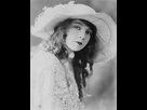 https://image.noelshack.com/minis/2017/51/1/1513625331-1200px-lillian-gish-edit1.png